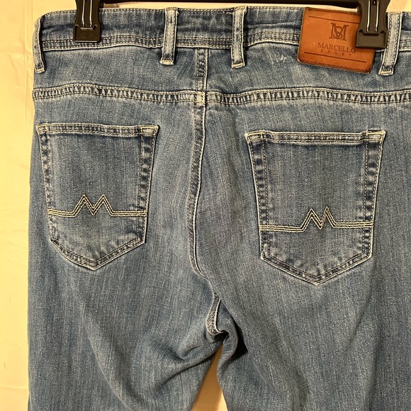 Marcello Sport Medium Wash Straight Fit Jeans Tagged 32x34 but are Hemmed to 28 - Picture 5 of 8